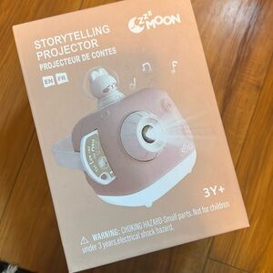 Story teller projector.